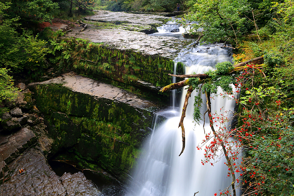 Sgwd Clun-Gwyn waterfall, Ystradfellte, Brecon Beacons, Powys, Wales, United Kingdom, Europe