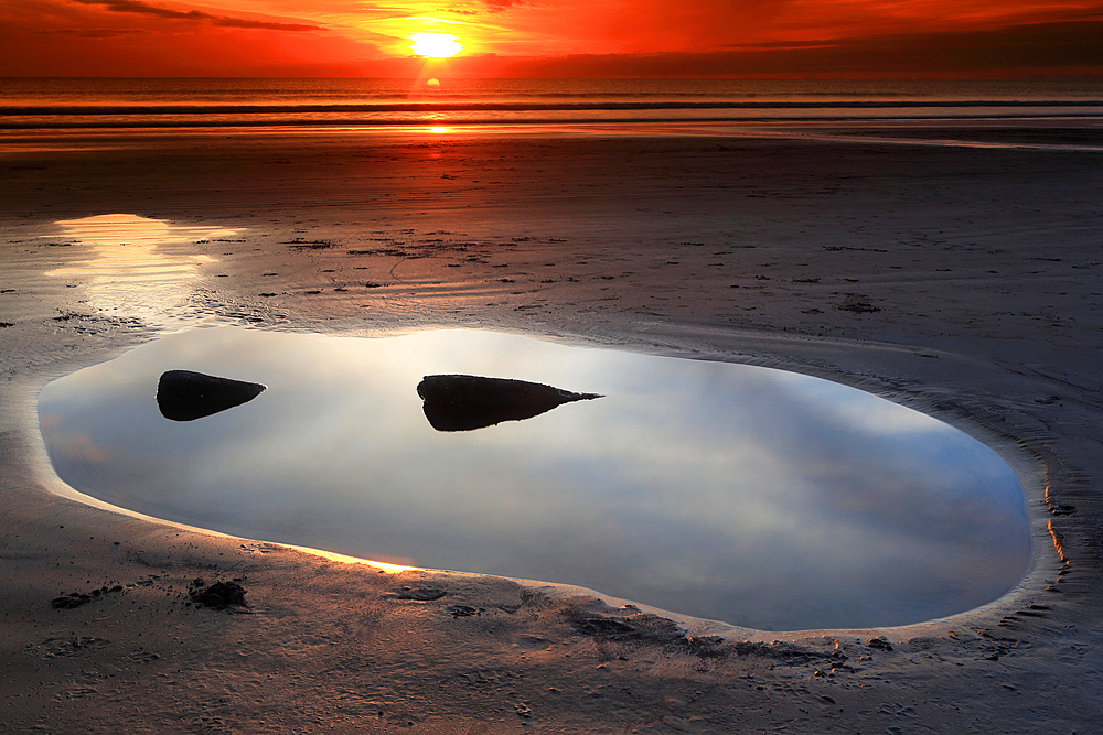 Sunset over the Bristol Channel from Dunraven Bay, Southerndown, South Wales, United Kingdom, Europe