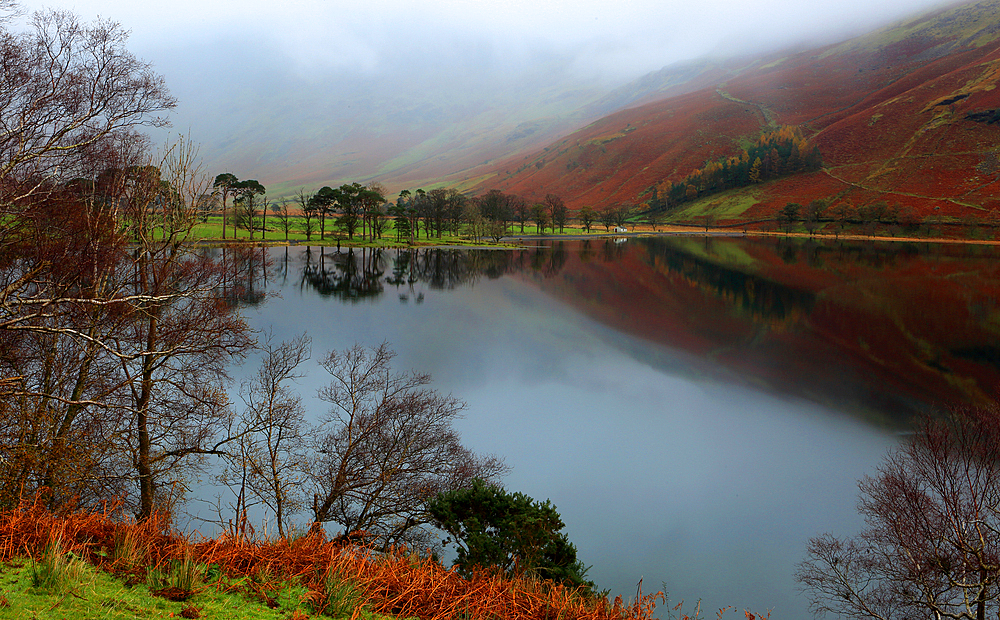 Buttermere in autumn, Lake District National Park, UNESCO World Heritage Site, Cumbria, England, United Kingdom, Europe