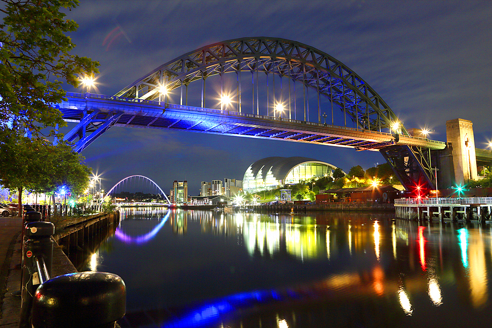 Tyne Bridge at dusk, Newcastle-upon-Tyne, Tyne and Wear, England, United Kingdom, Europe