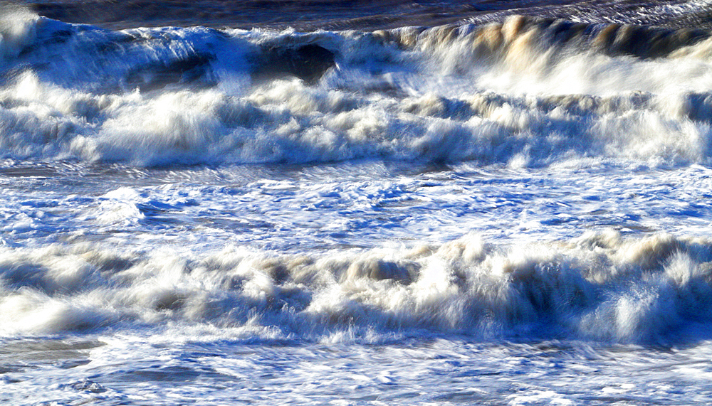 Surf, waves, Dunraven Bay, Southerndown, Vale of Glamorgan, South Wales, United Kingdom