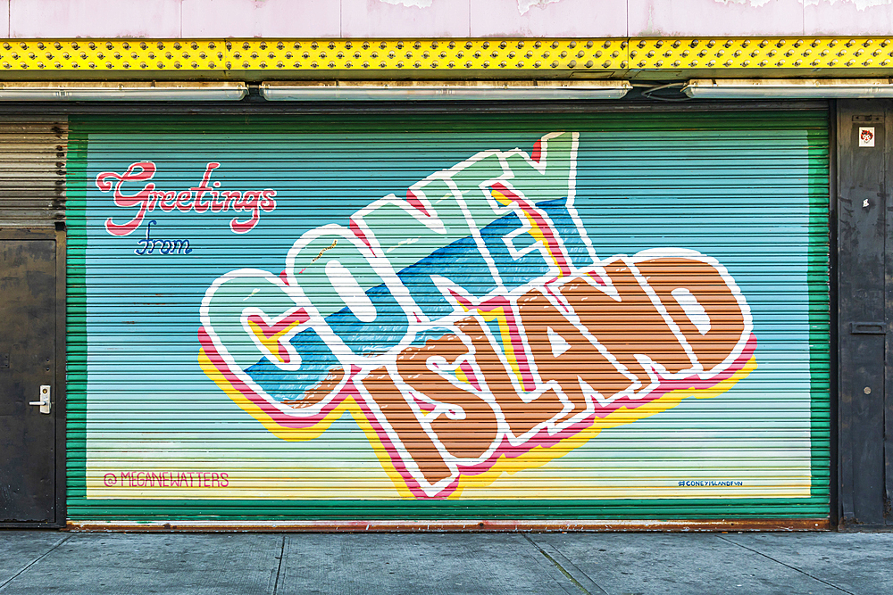 Coney Island, Brooklyn, New York City, New York, USA. November 6, 2021. Greetings from Coney Island mural by Megan Watters.