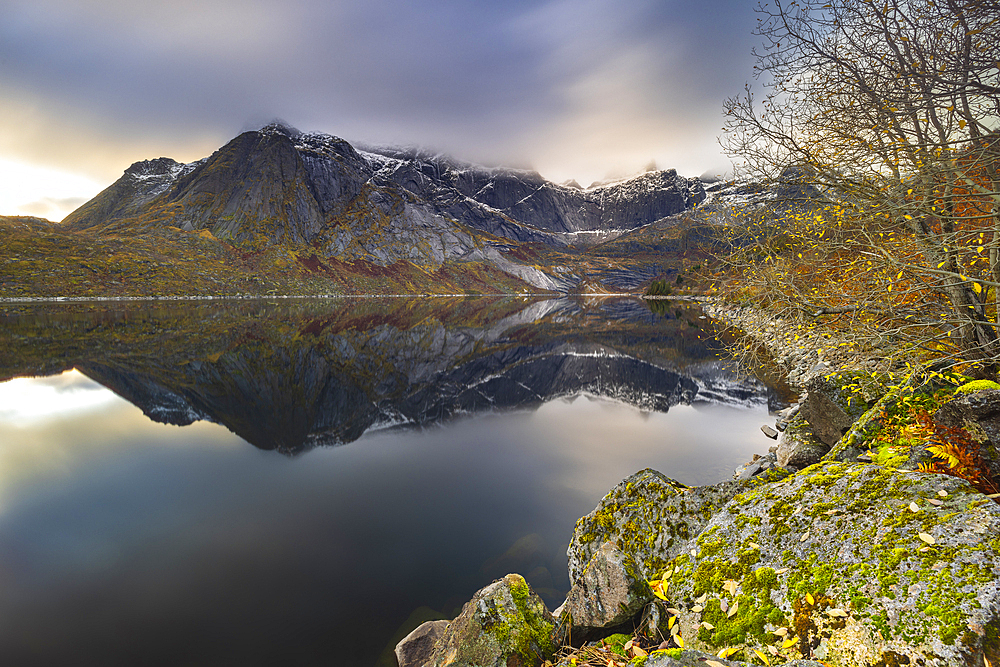 Storvatnet near Nusfjord at sunset, Flakstad, Nordland, Lofoten Islands, Norway, Scandinavia, Europe