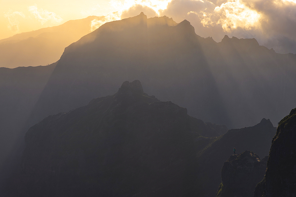 Peaks of Pico do Arieiro at sunset, Funchal, Madeira region, Portugal, Atlantic, Europe