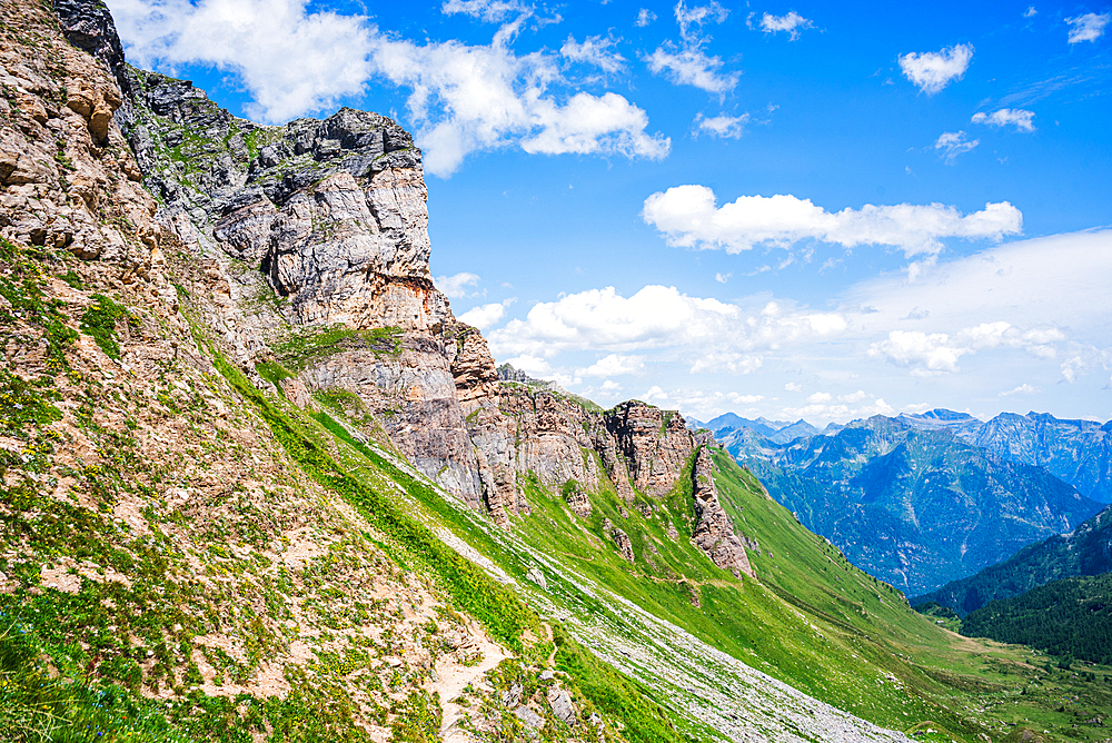 Impressive alpine cliffs of Passo Valtendra (Veglia-to-Devero), Alpe Veglia, Piemonte (Piedmont), Italy, Europe