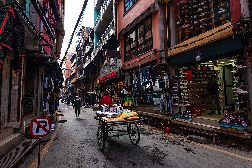 Goods being transported through the streets of Kathmandu central area, Kathmandu, Nepal, Asia