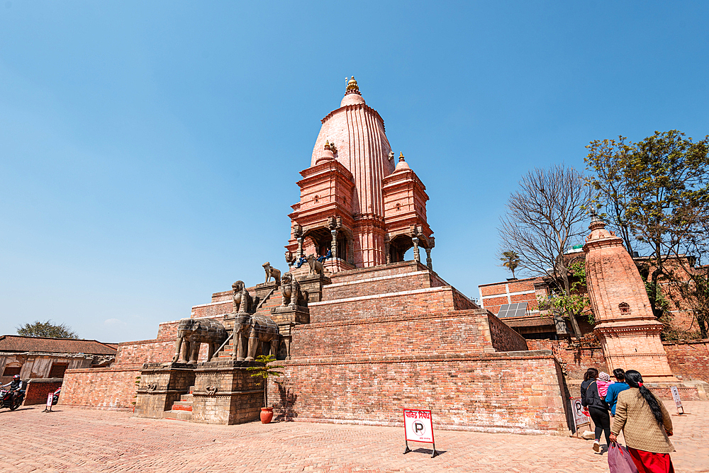 Shilu Mahadev (Phasi Dega), historical brick temple, UNESCO World Heritage Site, in the core of Bhaktapur old town, Kathmandu Valley, Nepal, Asia