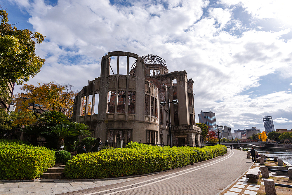 The A-Bomb Dome, skeletal ruins of the former Hiroshima Prefectural Industrial Promotion Hall at Hypocenter, Hiroshima Peace Memorial, UNESCO World Heritage Site, Horoshima, Honshu, Japan, Asia