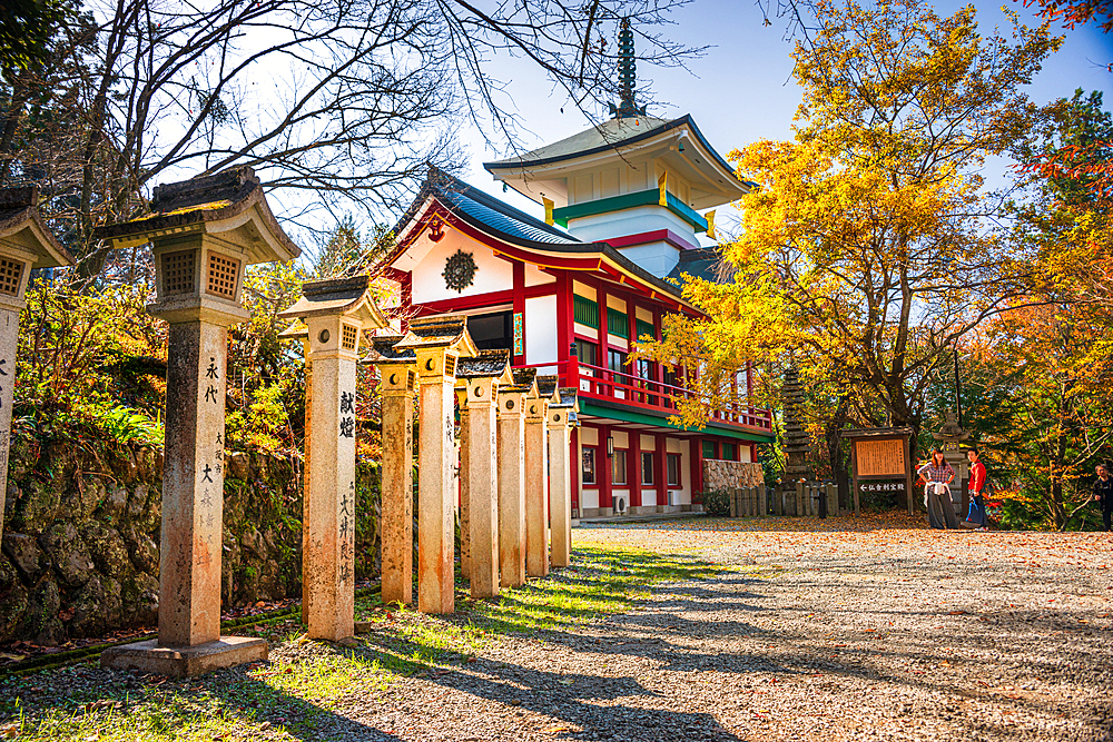 Site of Yoshino Imperial Palace and autumn leaves of maple trees, Yoshino Yama holy temple mountain near Nara, Honshu, Japan, Asia