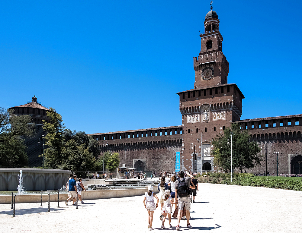 View of Castello Sforzesco (Sforza's Castle), a medieval fortification dating back to the 15th century, now housing museums and art collections, Milan, Lombardy, Italy, Europe