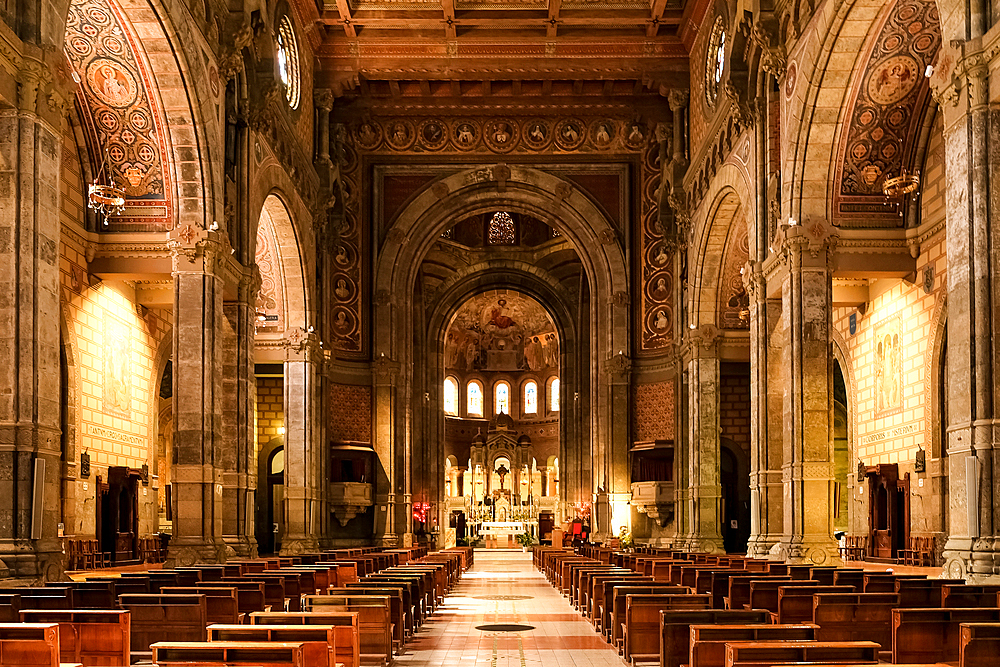 Interior of Corpus Domini Church, blending Neo-Romanesque, Neo-Byzantine, and Art Nouveau styles, completed in 1901, elevated to minor basilica status by Pope Pius XII, Milan, Lombardy, Italy, Europe