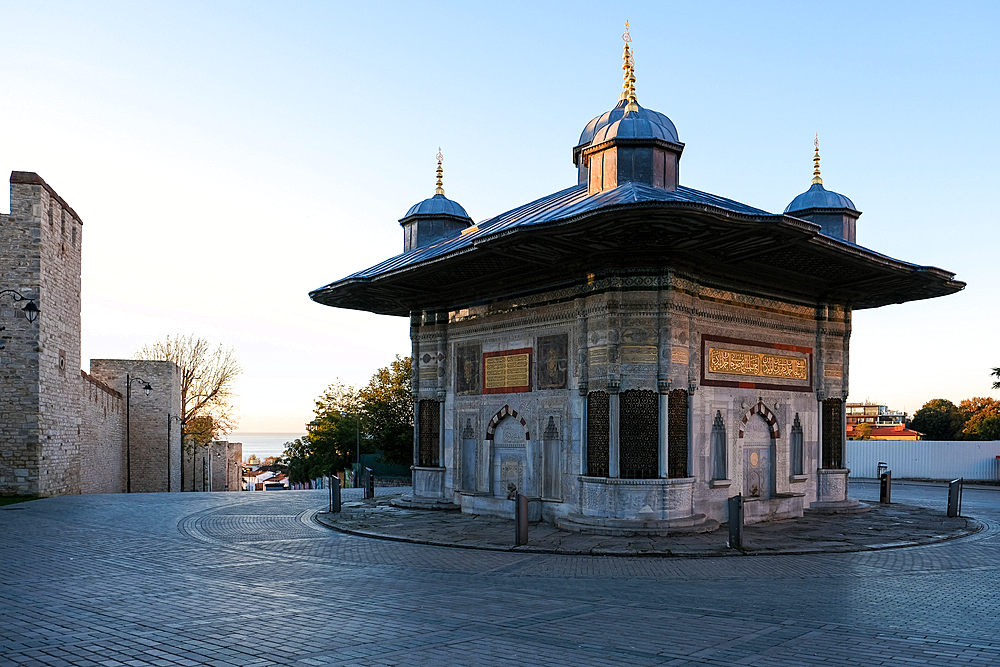 View of the Fountain (Sebil) of Sultan Ahmed III, built under Ottoman Sultan Ahmed III in 1728, in the Tulip Period style, in the great square in front of the Imperial Gate of Topkapı Palace, UNESCO World Heritage Site, Istanbul, Turkey, Europe