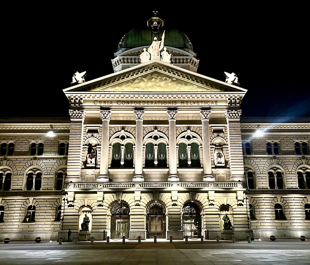 View of the Federal Palace of Switzerland, a building in Bern housing the Swiss Federal Assembly (legislature) and the Federal Council (executive) and the seat of the government of Switzerland and parliament of the country.