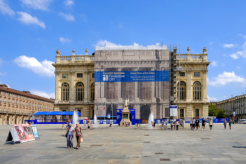 View of Palazzo Madama e Casaforte degli Acaja, first Senate of the Kingdom of Italy, and a residence of the House of Savoy, UNESCO World Heritage Site, Turin, Piedmont, Italy, Europe