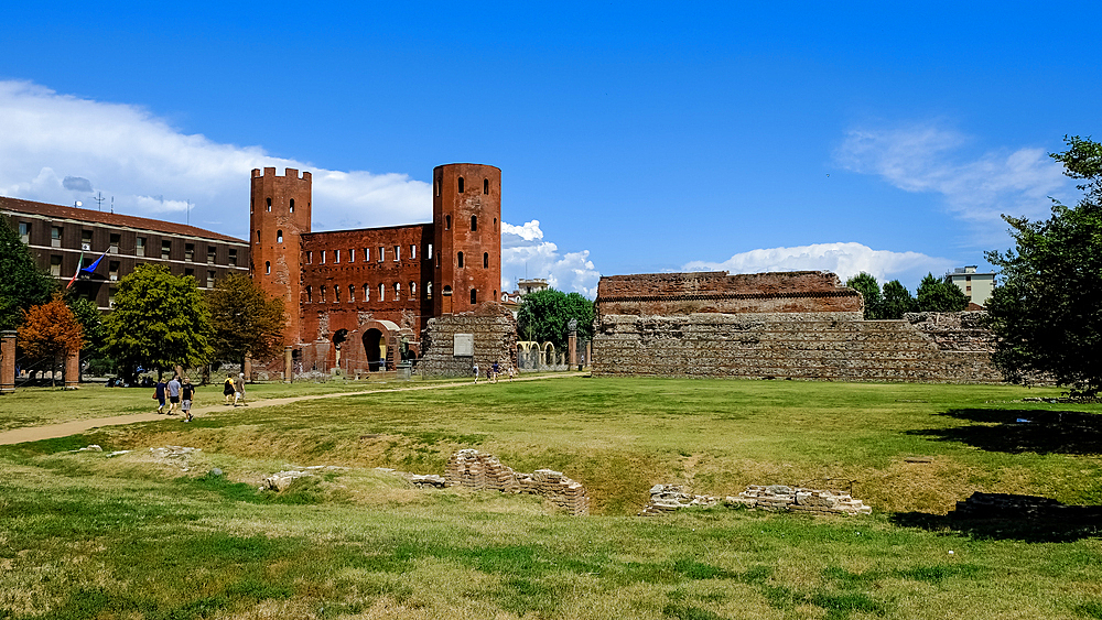 The Palatine Gate (Porta Palatina), a Roman-era city gate, the Porta Principalis Dextra (Right-Side Main Gate) of the ancient town, giving entry through the Julia Augusta Taurinorum walls from the North side, Turin, Piedmont, Italy, Europe