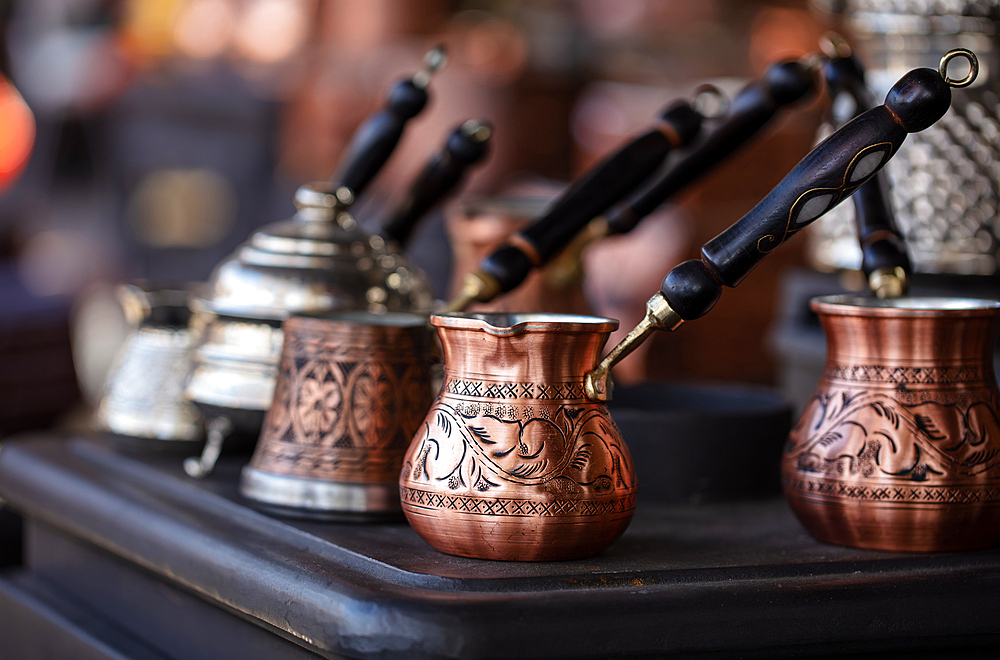 Copper craftsmanship, coffee makers, Turkish jezwa, at the Grand Bazaar, Istanbul, Turkey, Europe