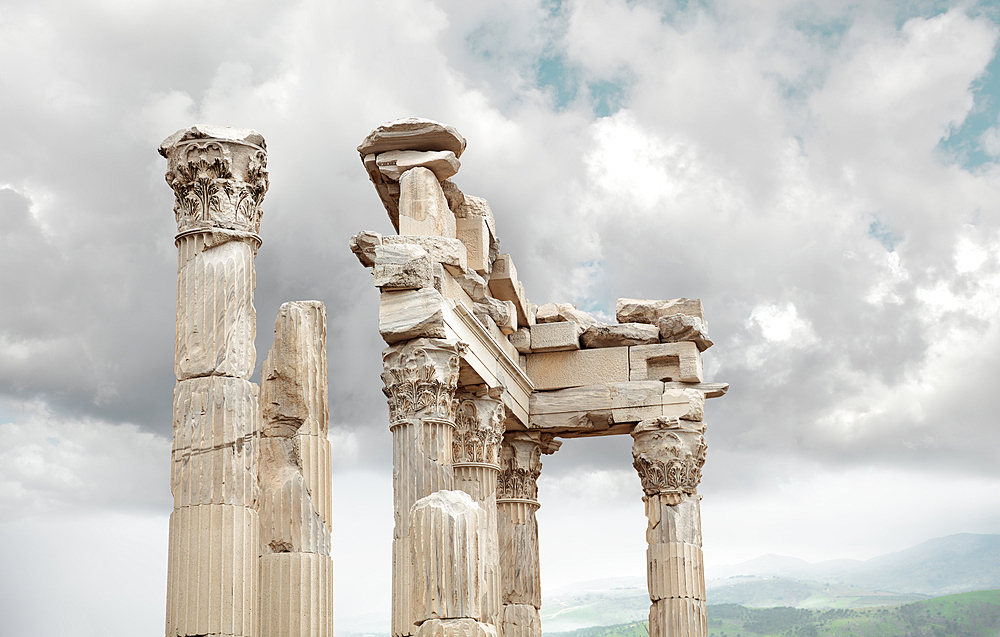 Ancient columns on a cloudy background, ruins of Pergamon, UNESCO World Heritage Site, Bergama city, Izmir Province, Anatolia, Turkey, Asia Minor, Eurasia