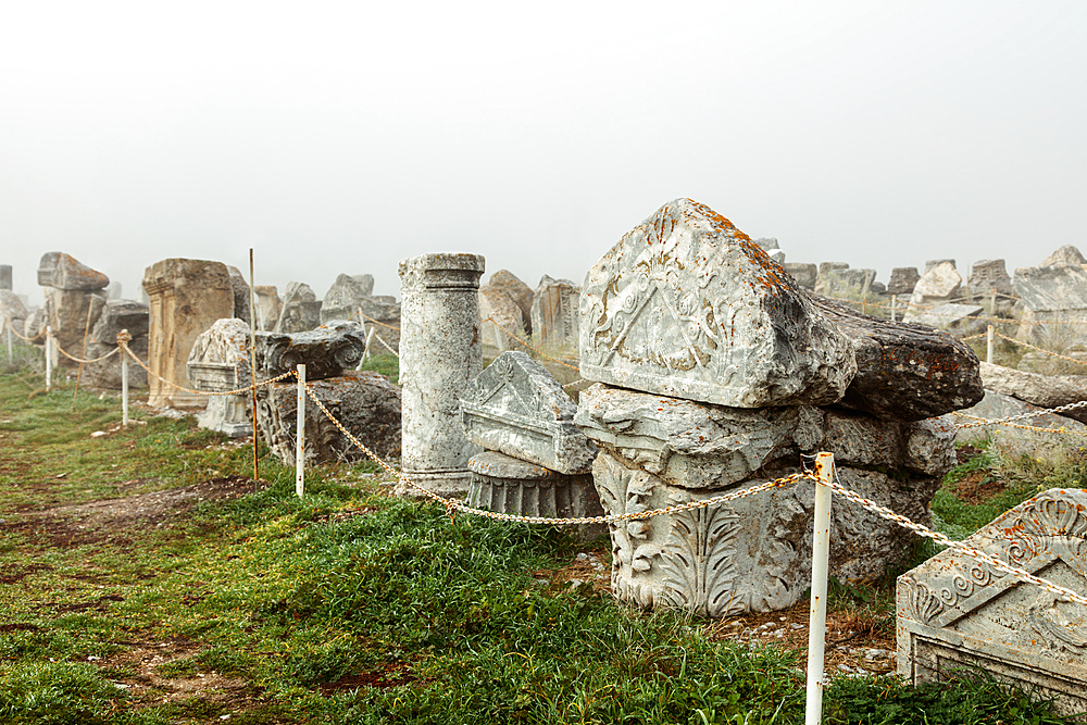 Columns, Aizanoi Open Air Museum, Kutahya district, Turkey, Asia Minor, Eurasia