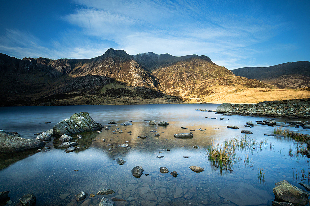 Early morning at Llyn Idwal, Snowdonia (Eryri), North Wales, United Kingdom, Europe