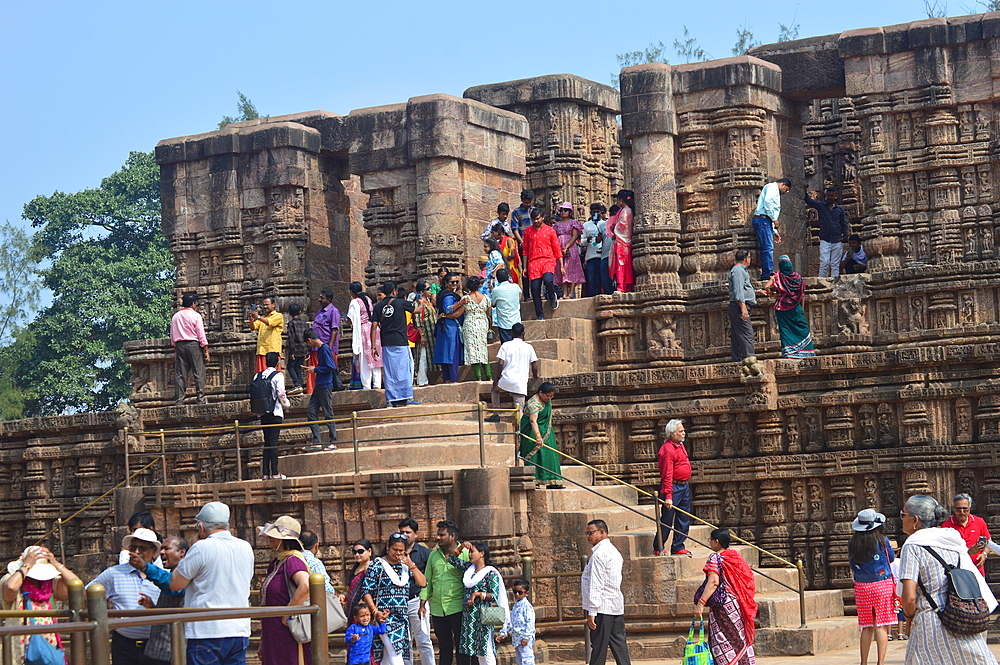 Superbly carved intricate sculptures adorn the existed Konark Sun Temple's exterior. these include deities, floral and geometric patterns, dancers.musicians, elephants, birds,mythical creatures and...lovers in erotic poses.