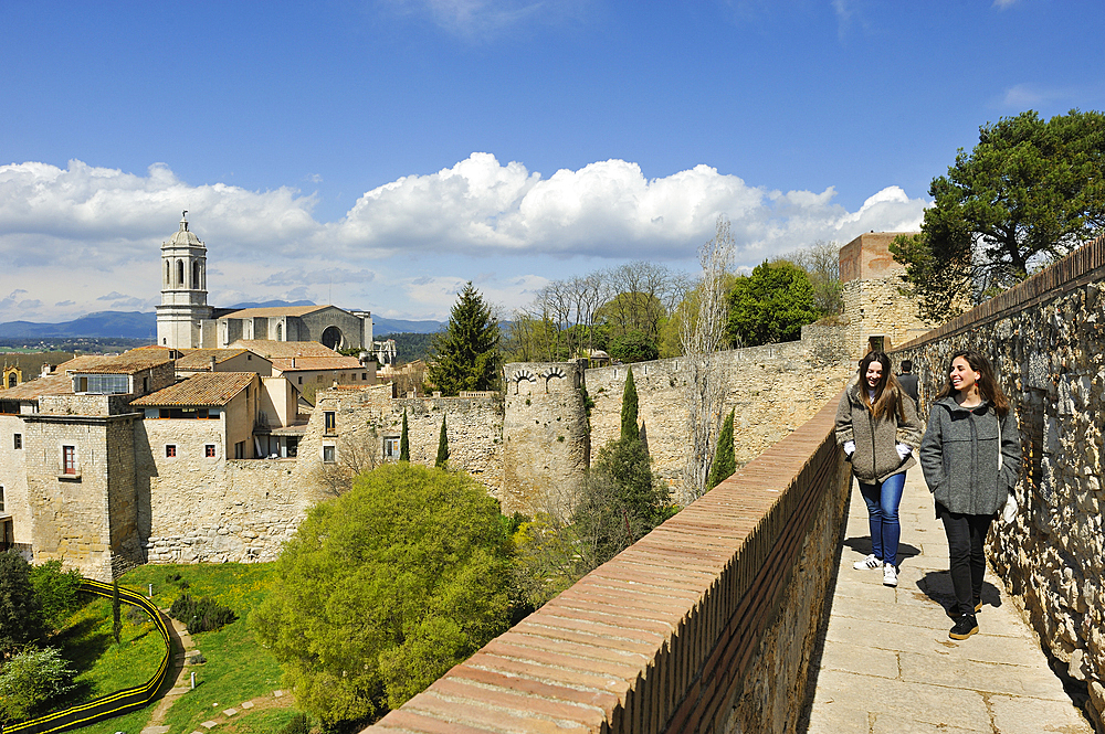 Walkway on the ramparts of the old city of Girona, Catalonia, Spain, Europe