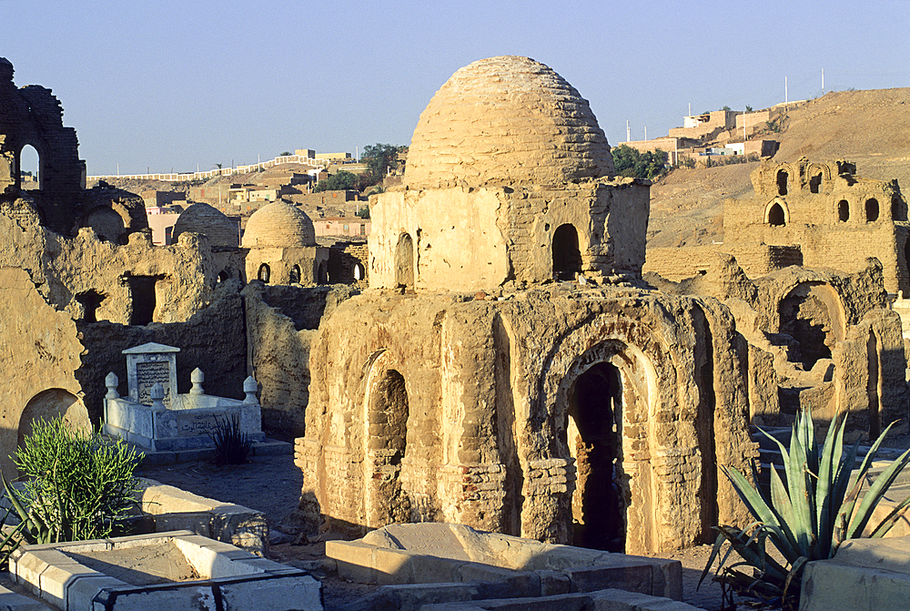 Fatimid Necropolis, Aswan, Egypt, North Africa, Africa