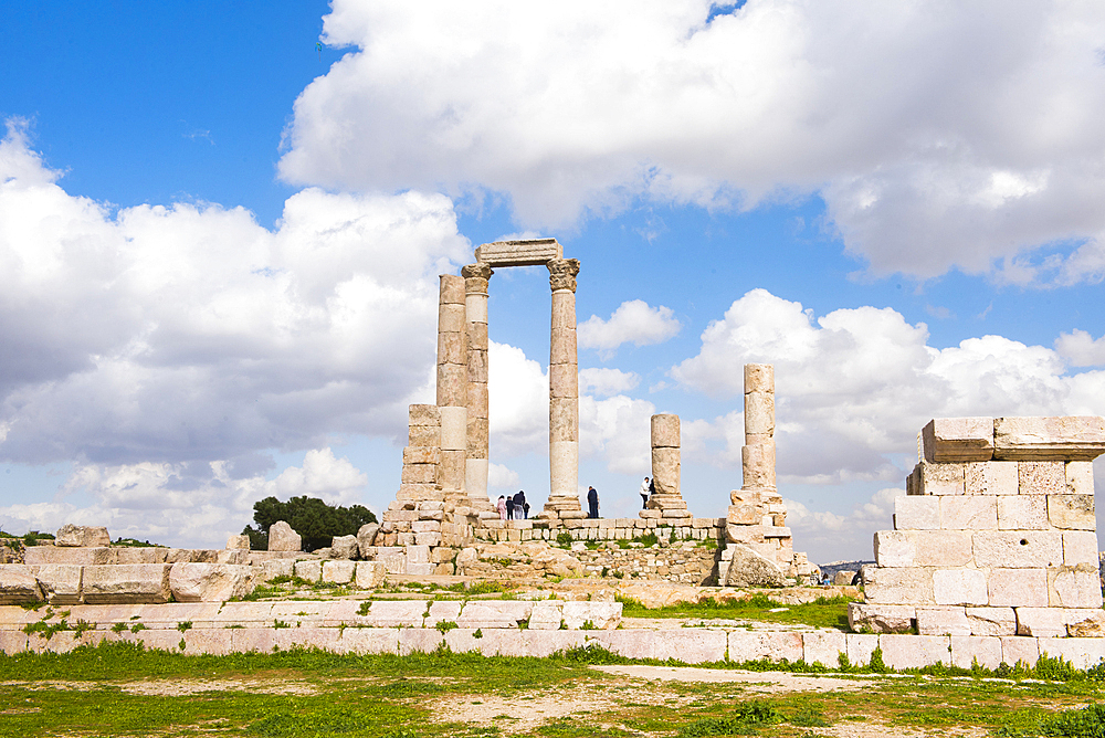 The Temple of Hercules within the Amman Citadel (Jabal al-Qal'a), historic site located on top of a hill in the heart of Amman, Jordan, Near East, Southern Levant, West Asia