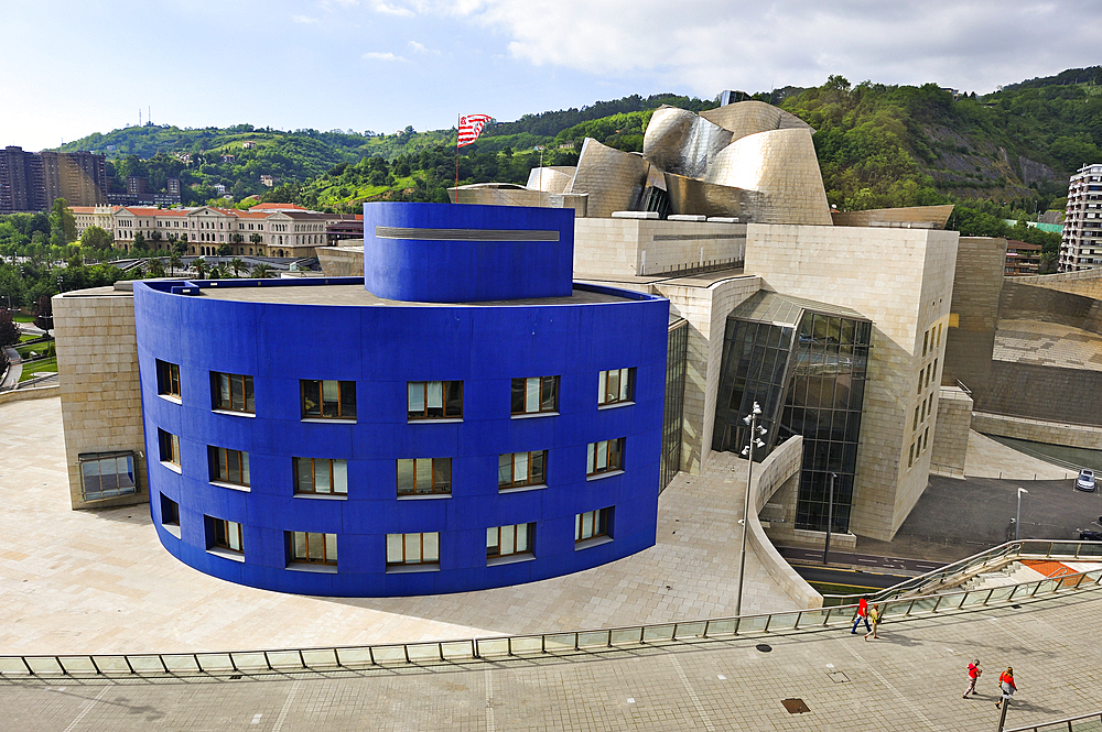 Guggenheim Museum designed by architect Frank Gehry, Bilbao, province of Biscay, Basque Country, Spain,Europe