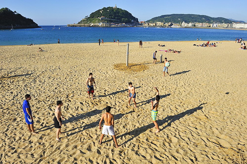 Ondarreta Beach, La Concha Bay, San Sebastian, Bay of Biscay, province of Gipuzkoa, Basque Country, Spain,Europe