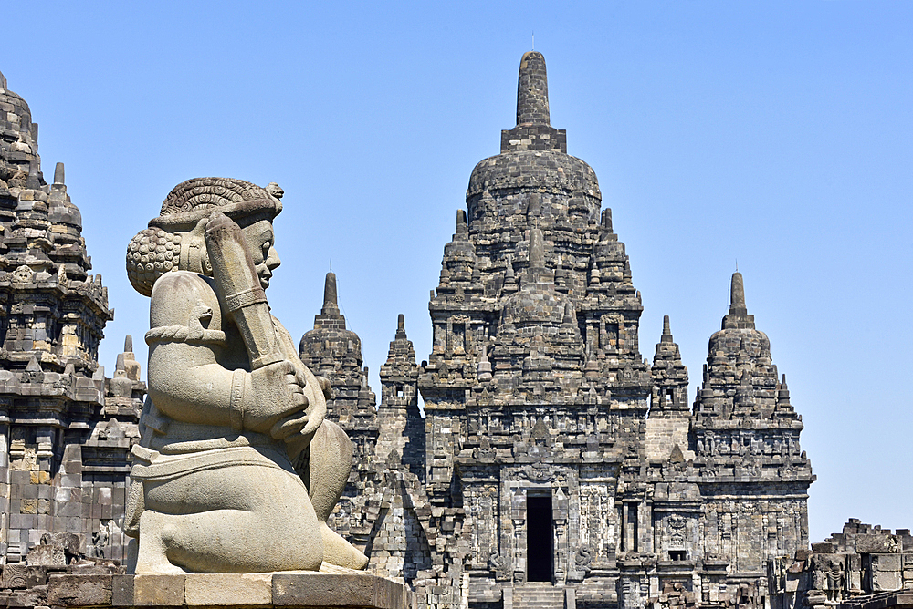 Stone gate guardian (dvarapala) of Sewu Temple Compound, 8th century Buddhist temple located at the north of Prambanan Temple Compounds, UNESCO World Heritage Site, region of Yogyakarta, Java island, Indonesia, Southeast Asia, Asia