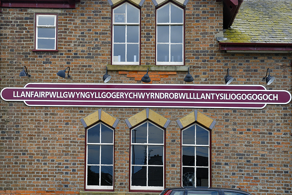 llanfairpwllgwyngyllgogerychwyrndrobwllllantysiliogogogoch commonly known as Llanfair PG or Llanfairpwll, is a village and community on the island of Anglesey. The village is best known for its name, one of the longest placenames in the world,Wales,United