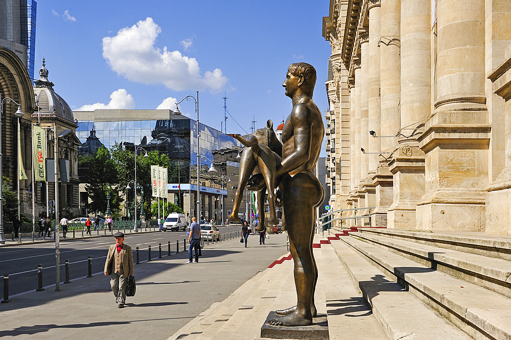 statue of the Roman emperor Trajan, by the sculptor Vasile Gorduz, in front of the National Museum of Romanian History,Calea Victoriei,Lipscani district,Bucharest,Romania,Southeastern and Central Europe