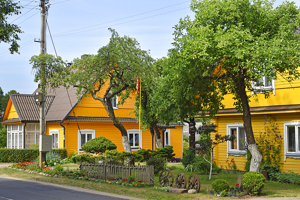 Typical wooden house in Paluse, Aukstaitija National Park, Lithuania, Europe