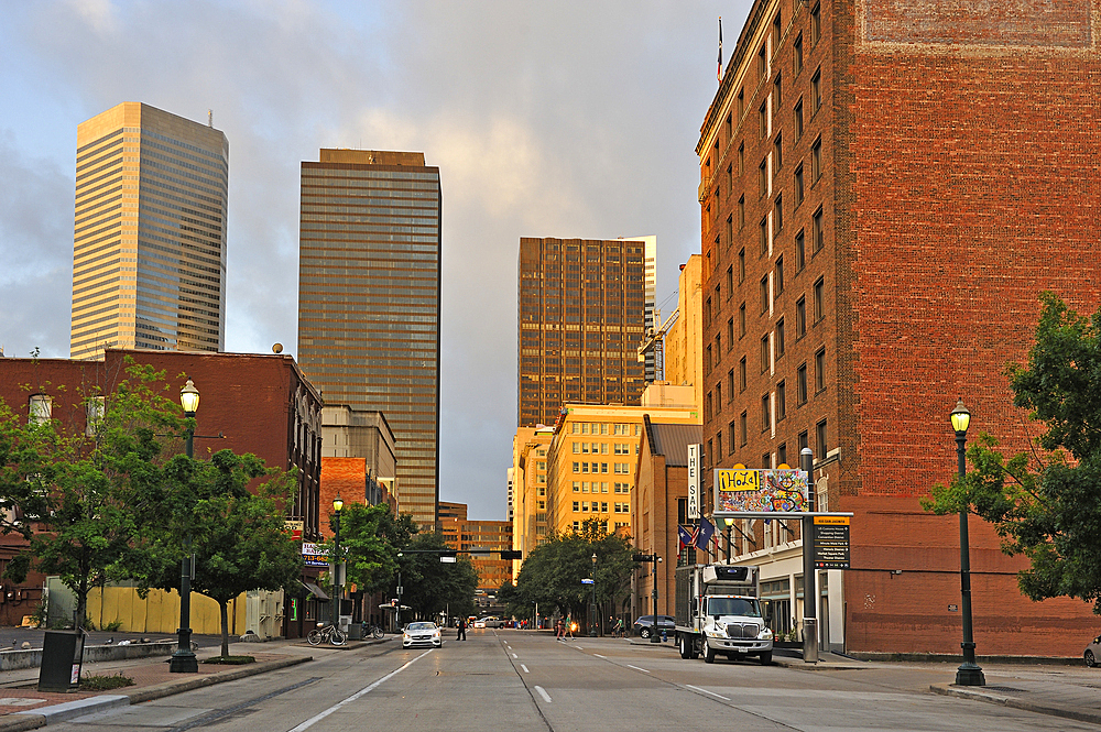 Sam Houston Hotel in Prairie St, Downtown Houston, Texas, United States of America, North America