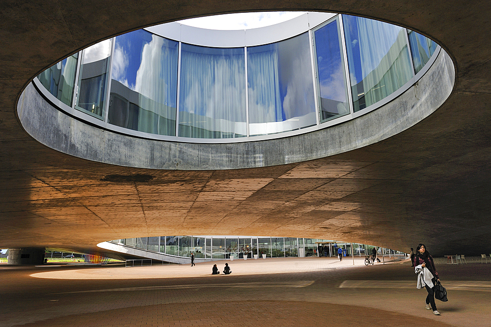 Rolex Learning Center,international cultural hub and library for the Ecole Polytechnique Federale de Lausanne (EPFL) ,Designed by the architects SANAA, it opened in 2010,Lausanne,Canton of Vaud,Switzerland,Europe