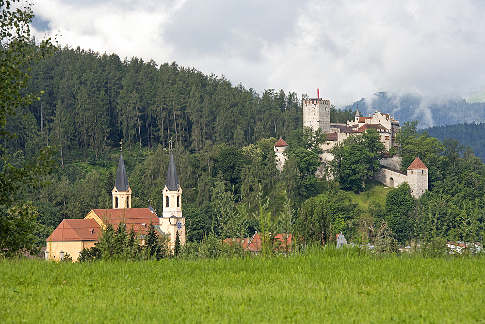 Brunico (Bruneck) Castle and Old Town with the Church of the Assumption of Mary in the foreground, region of Trentino-Alto Adige, Sudtyrol, South Tyrol, Italy, South-central Europe