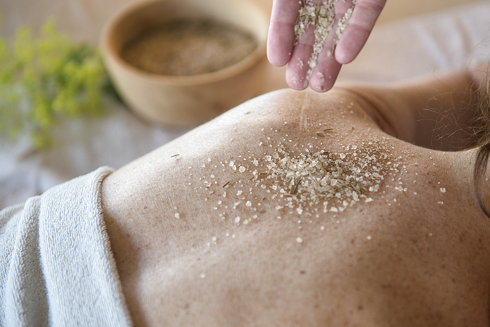 Body peeling with aroma crystal salt, Spa of Hotel Leitlhof, San Candido, Trentino-Alto Adige, Sudtyrol, South Tyrol, Italy, South-central Europe