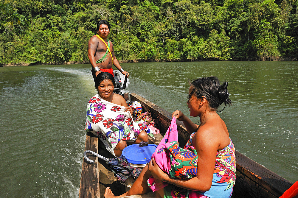 Family from Embera native community living by the Chagres River within the Chagres National Park, Republic of Panama, Central America