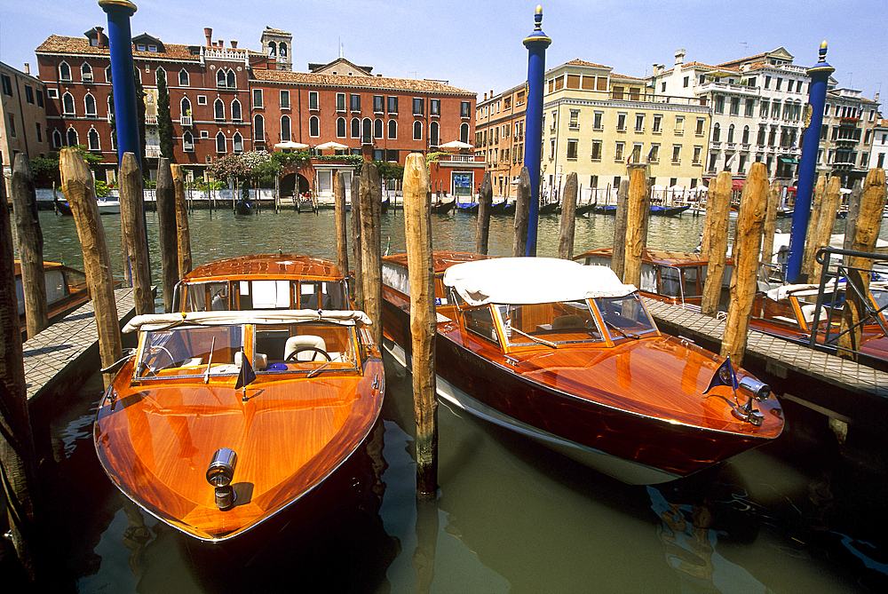 Motoscafi, taxi-boat moored on Grand Canal, Venice, UNESCO World Heritage Site, Veneto region, Italy, Europe