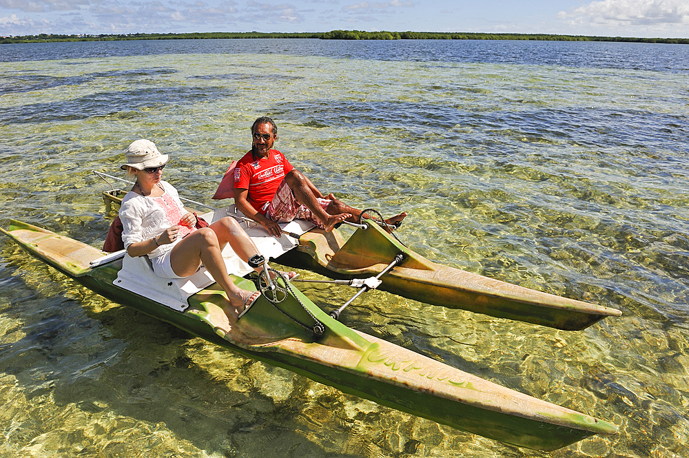 decouverte de la mangrove en 'Vtt des mers', engin nautique a pedales,Grand Cul-de-sac Marin,Vieux-Bourg, Morne-a-l'eau, Grande-Terre, Guadeloupe, region mono-departementale d'outre-mer francaise, Petites Antilles, Mer des Caraibes, Ocean Atlantique Nord/
