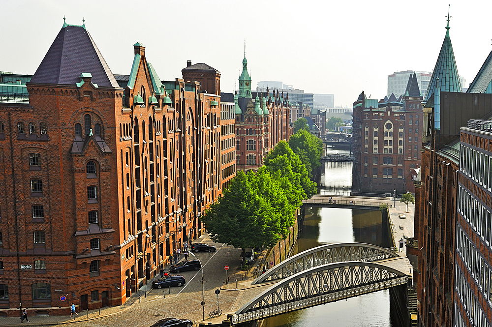 Aerial view over St. Annenfleet et Hollandischbrookfleet canal in the Speicherstadt (City of Warehouses), HafenCity district, Hamburg, Germany, Europe