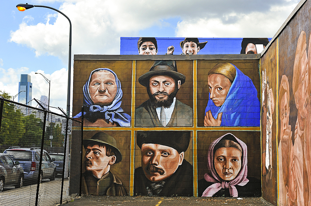 History of Immigration, restored Mural by Simon Huelsbeck, Callowhill and 2nd streets, Philadelphia, Commonwealth of Pennsylvania, United States of America, North America