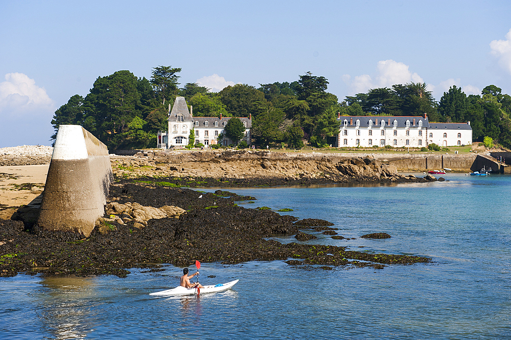 Kayak in front of Tristan Island off Douarnenez,Finistere department,Brittany region,west of France,western Europe