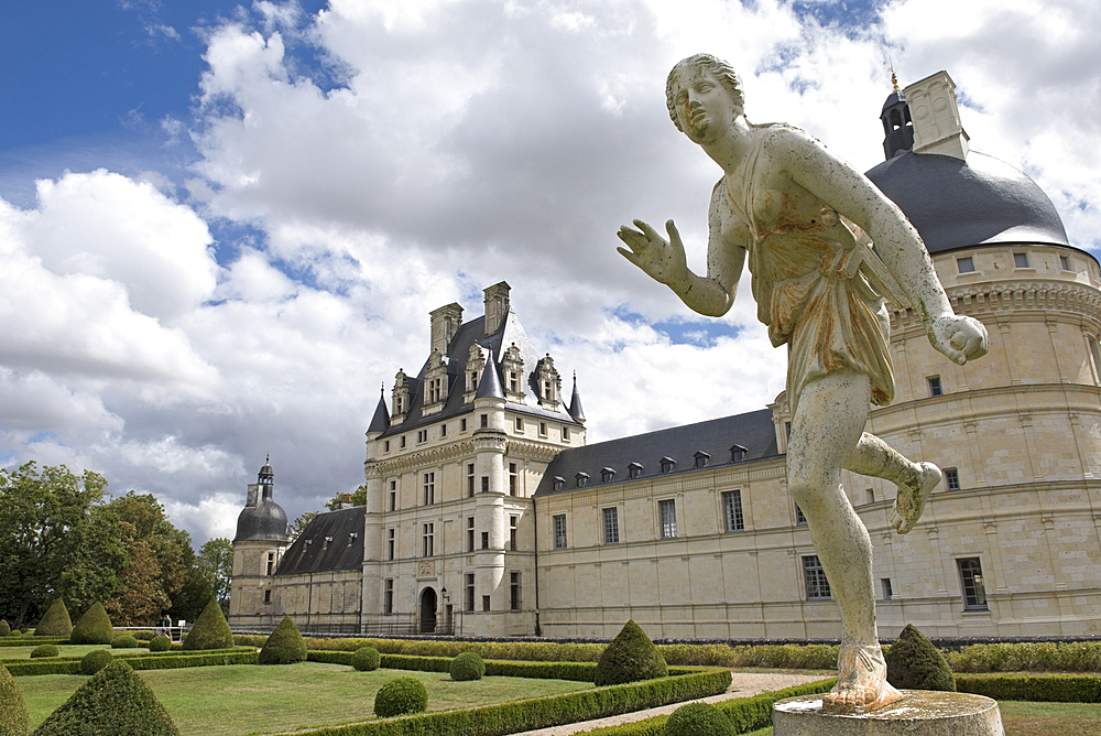 Statue in the French garden of the Chateau of Valencay, Valencay, Department of Indre, Historic Province of Berry, Centre-Val de Loire region,France