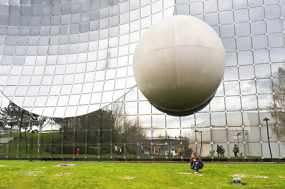 Parc du Futuroscope,environs de Poitiers,Departement de la Vienne,Region Poitou-Charentes,France,Europe//Futuroscope theme park, around Poitiers, Vienne department, Poitou-Charentes region, France,Europe