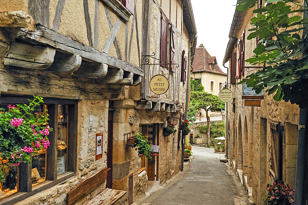 Street of the village Saint-Cirq-Lapopie, one of the ' Plus Beaux Villages de France' (the most beautiful villages of France), Lot department, region of Midi-Pyrenees, Occitanie, southwest of France, Europe