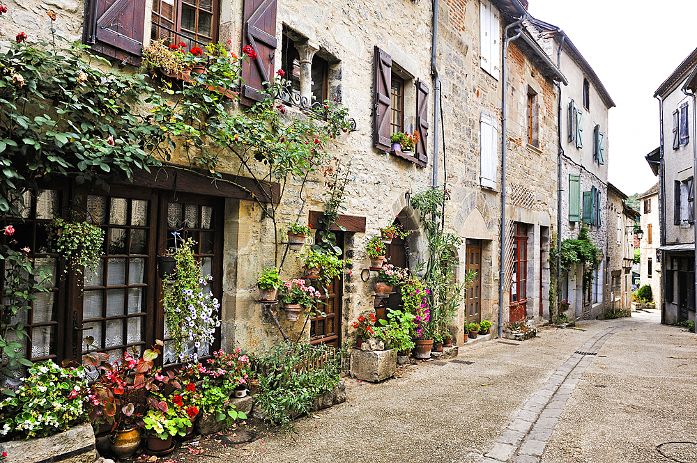 Cajarc, Lot department, region of Midi-Pyrenees, southwest of France, Europe