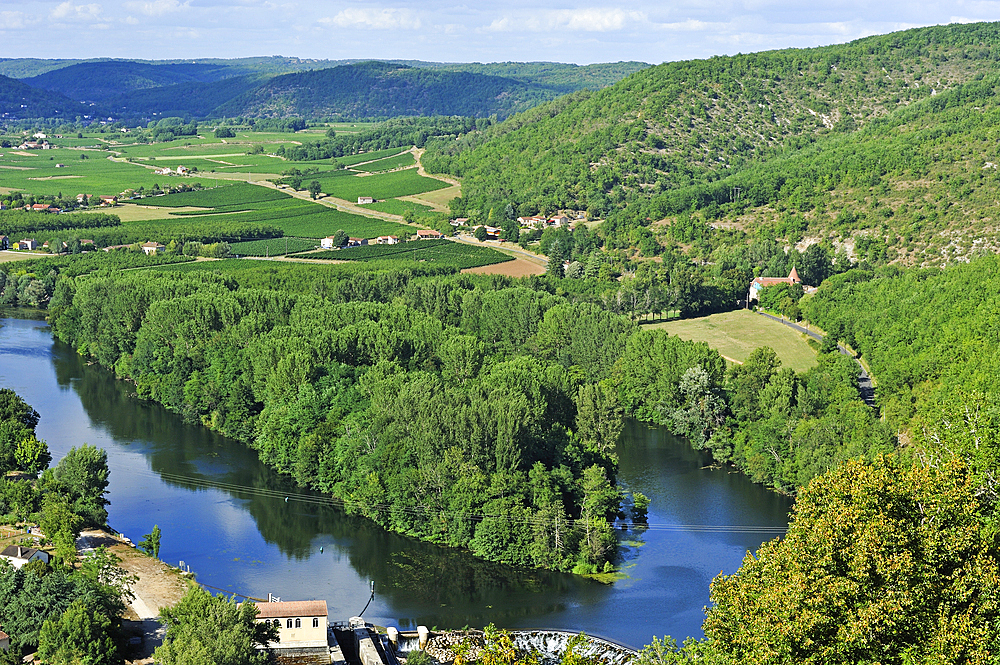 View over the Lot river from the village of Belaye, Lot department, region of Midi-Pyrenees, Occitanie, southwest of France, Europe