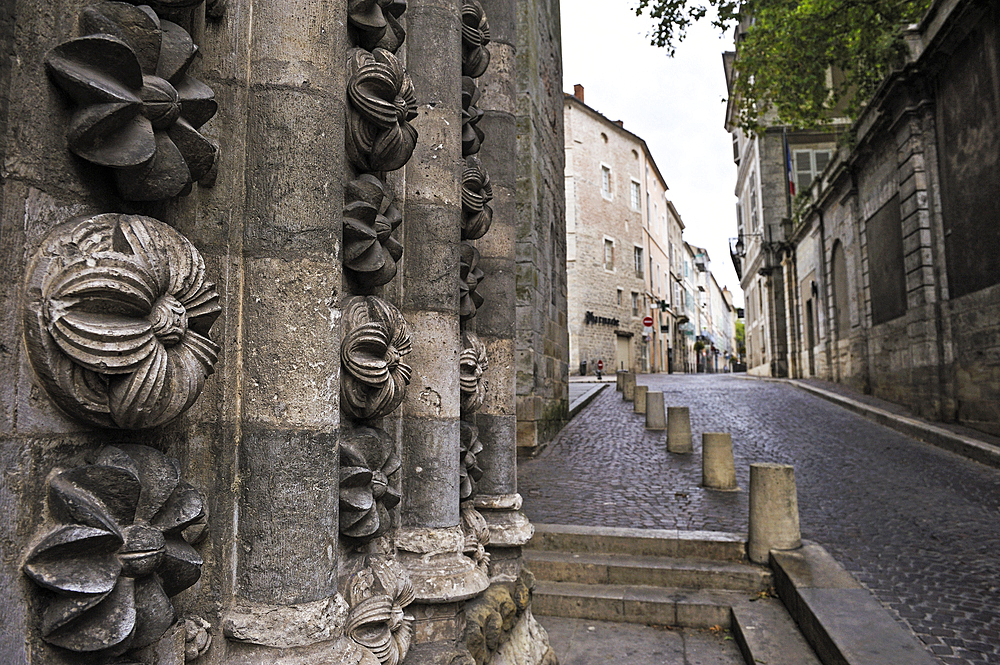 Sculpture on doorpost of the north portal of the Cathedral Saint-Etienne, Cahors, Lot department, region of Midi-Pyrenees, Occitanie, southwest of France, Europe