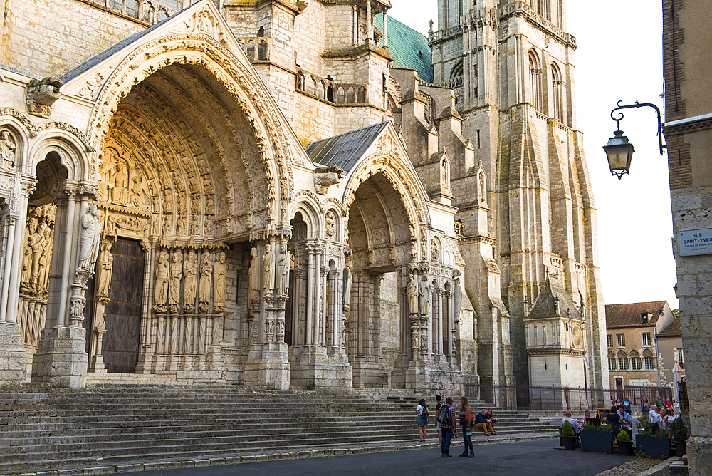 Facade and northern portal (Portal of the Alliance) of the Cathedral, UNESCO World Heritage Site, Chartres, Eure-et-Loir department, Centre-Val-de-Loire region, France, Europe